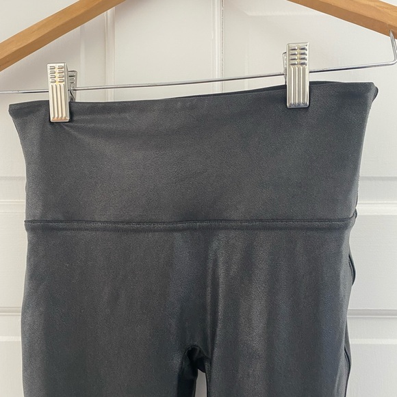 Spanx Faux Leather Leggings NWOT - Picture 7 of 9